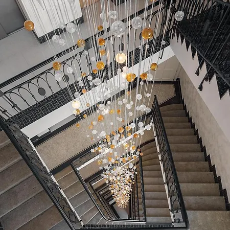 Hotel Allure &
