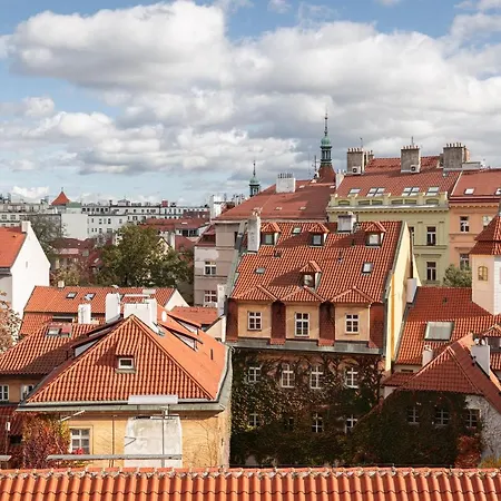Allure & Prague