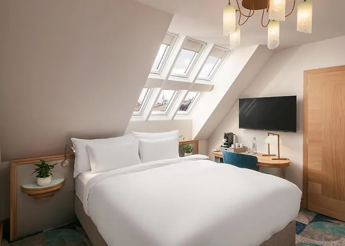 Hotell Allure & 4*