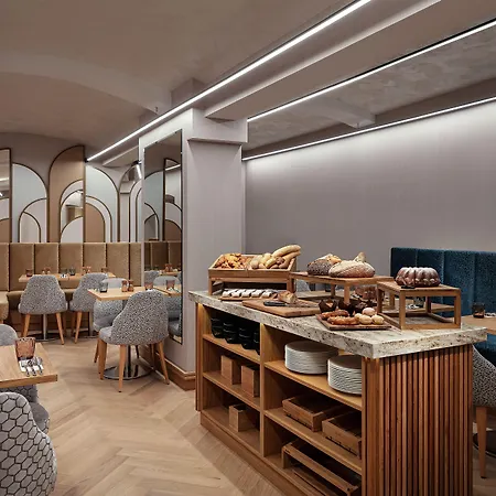 Allure & ホテル プラハ