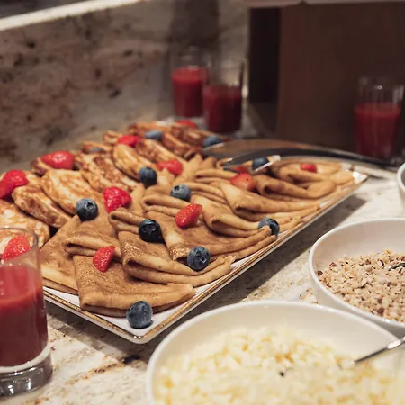 Allure & 4* プラハ