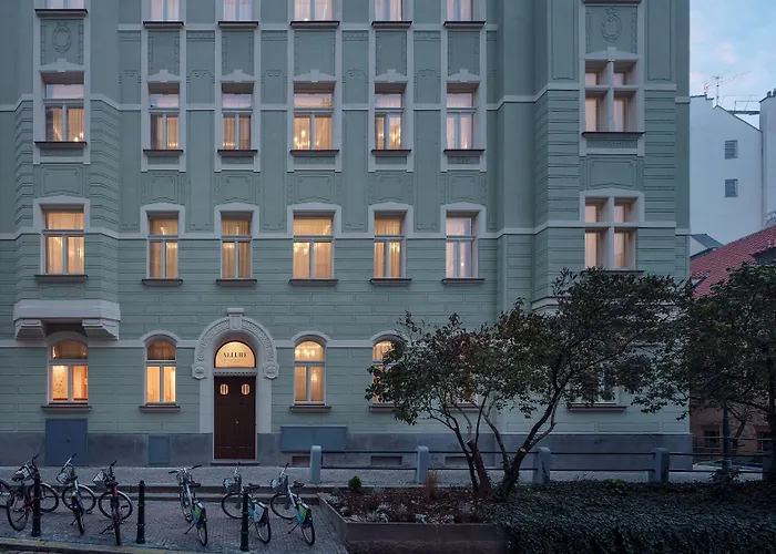 Hotel Allure &